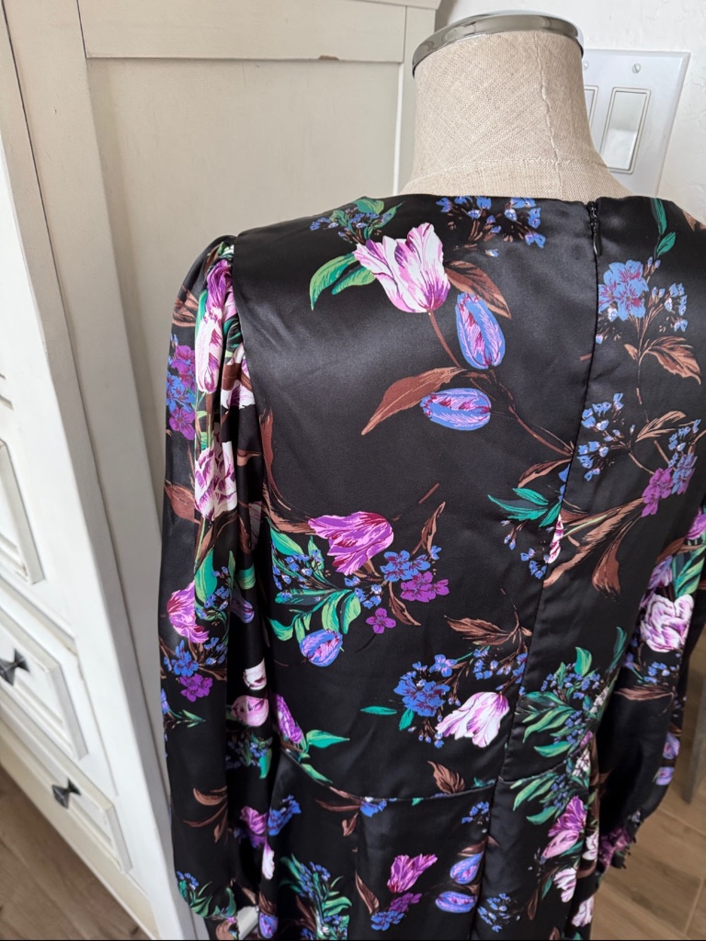 AFRM XL Vesta Noir Bouquet Maxi Dress - Picture 6 of 8